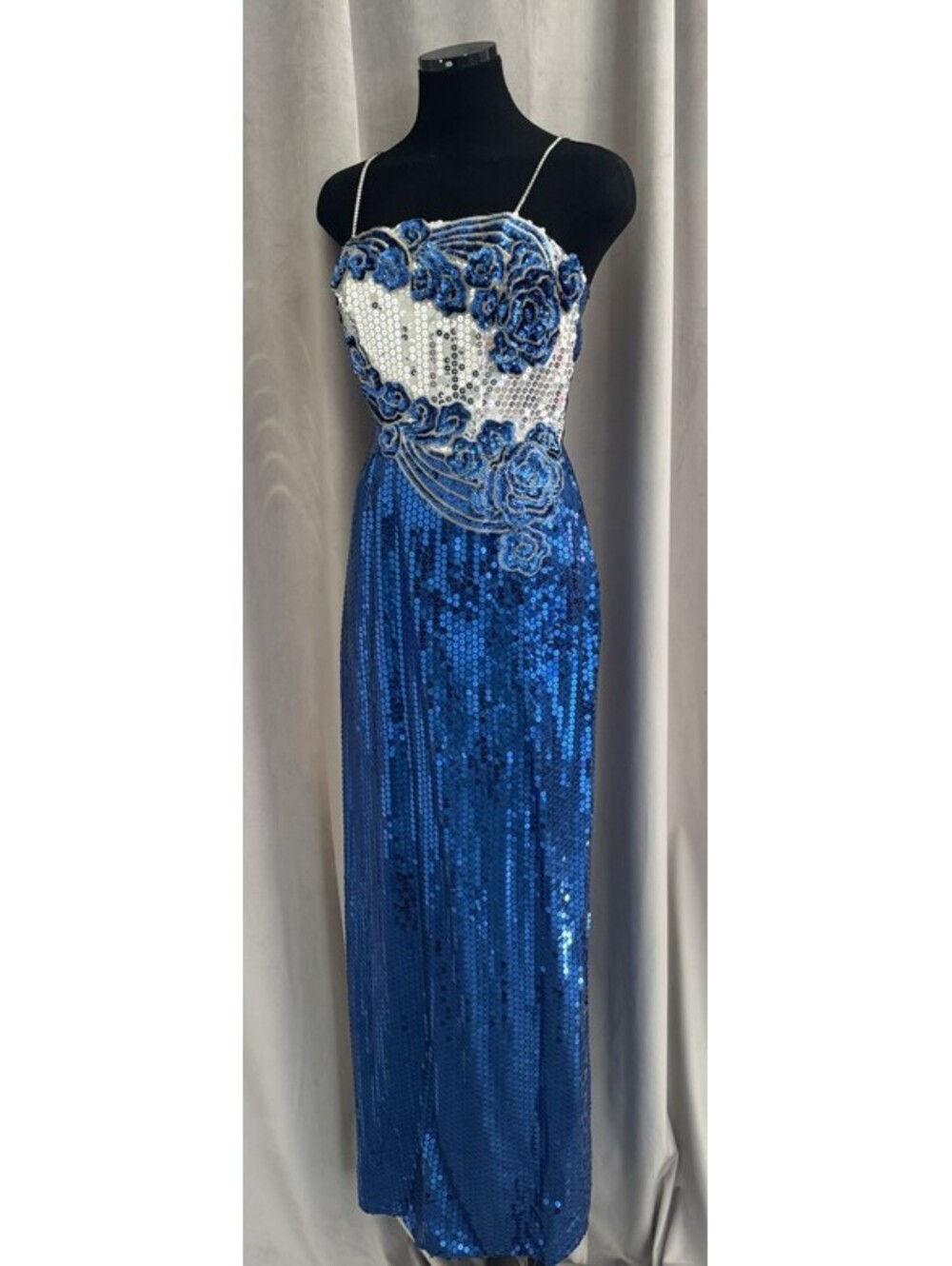 Alyce Designs Vintage Evening Prom Sequin Embroidered Blue Dress  Size Medium